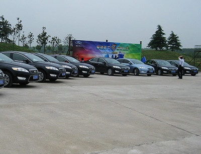 車馳天下 汽車飾品銷售，為您的愛車增添個性與舒適